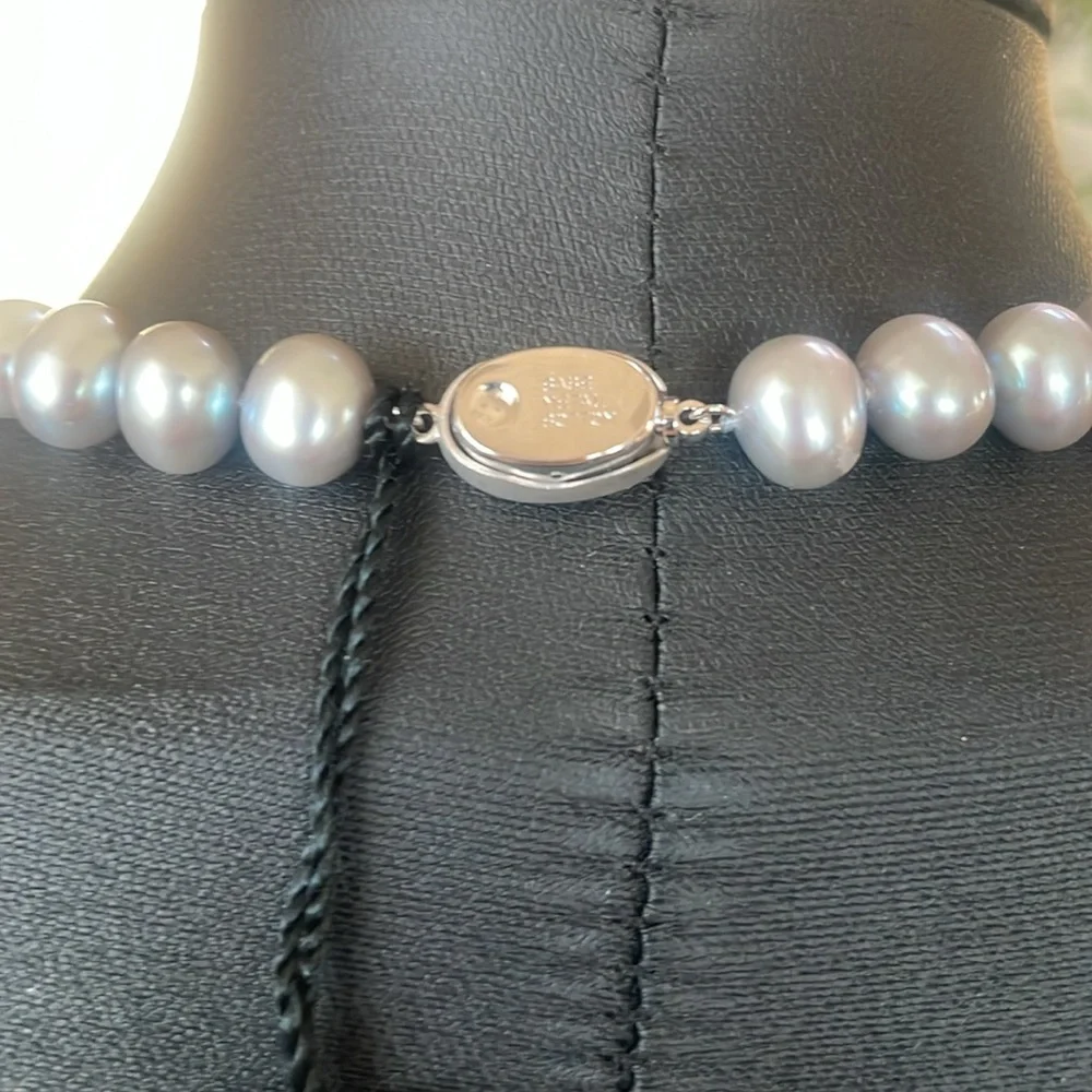 Honora freshwater light Grey Pearl Necklace - Picture 4 of 10